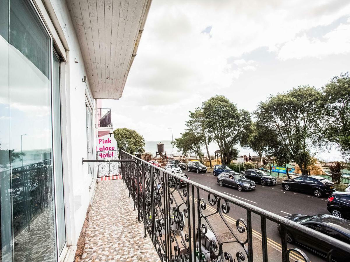 The Clacton Hotel Εξωτερικό φωτογραφία